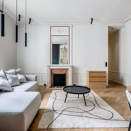Goodguest- Luxe Stade Tour Eiffel 2bdr Lejlighed