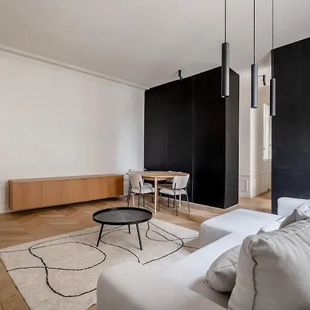 Appartement Goodguest- Luxe Stade Tour Eiffel 2bdr *